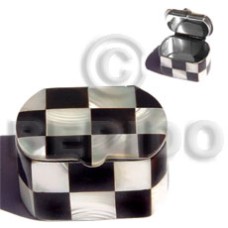 stainless metal casing with inlaid black tab troca
