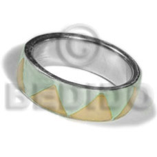 inlaid hammershell in stainless 10mm metal ring 