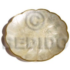 capiz scallop shaped plate 7.5 inches in