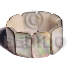30mmx20mm blacklip with resin backing elastic bangle