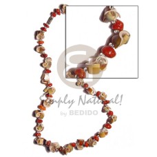 green everlasting luhuanus with red corals and