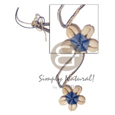 thin macrame neckline with flower sigay pendant
