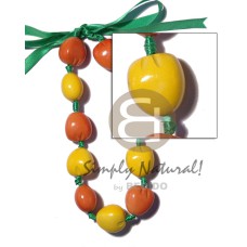 kukui nut choker in graduated yellow