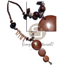 round woods beads with brown kukui nuts,