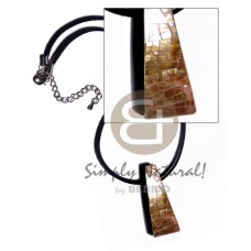 48mmx18mm triangular laminated cracking brownlip pendant with