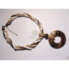 4 5mm white clam with frog shell horn nuggets