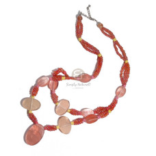 3 rows glass beads in 2 graduated
