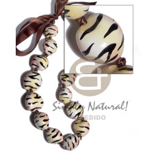kukui seeds in animal print  tiger