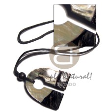 62mmx58mm chunky mother of pearl shell (MOP) blacklip with skin combination with