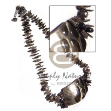 criss cross natural hammershell sq. cut with