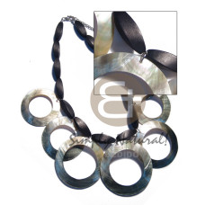 50mm 55mm 60mm 65mm  7pcs. blacklip shell rings with black balimb