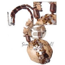 60mm octagon coco pendant with brownlips chips accent and jumbo si