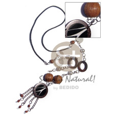 ring chain with 25mm 4 pcs. round kabibe shell  2 pcs camagong 30