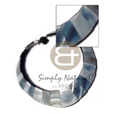 choker  31 pcs graduated 17mm to 33mm kabibe rectangular shells