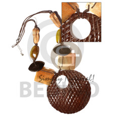 90mm topcoated grooved coco round pendant with 35mm golden square capiz shells and asstd beads accent