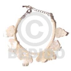 white macramie with dangling hammershell