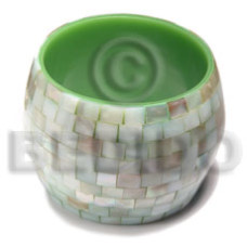 chunky bangle with kabibe shell blocking in