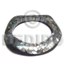 blacklip blocking wavy bangle thickness 10mm 