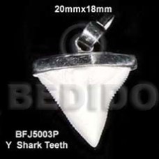 encasted y shark teeth pendant 20mmx18mm approximate