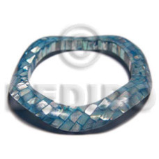 blue kabibe shell blocking wavy bangle