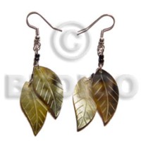 dangling double leaf brownlip 25mm