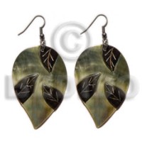 dangling inverted teardrop 35mm blacklip with embossed