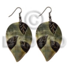 dangling inverted teardrop 35mm blacklip with embossed