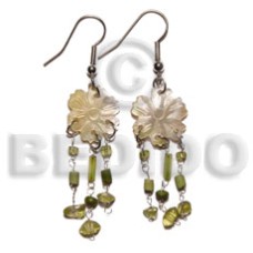 dangling 15mm grooved mother of pearl shell (MOP) flower with looped