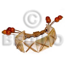 20mmx20mm mother of pearl shell (MOP) squares in maroon crisscross wax