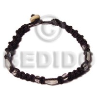 macrame with troca beads