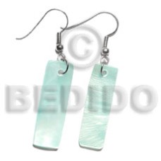 dangling 30x10mm aqua blue hammershelll bar earrings