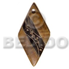 natural horn diamond with carving 45mm