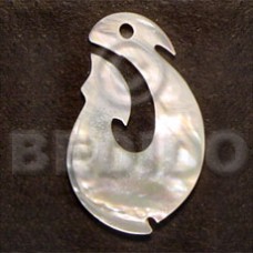 hook mother of pearl shell (MOP) 40mm