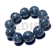 10 pcs. of 20mm round wood beads in high polished paint gloss ma
