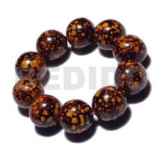 10 pcs. of 20mm round wood beads in high polished paint gloss ma