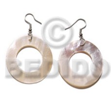 dangling 35mm natural hammershell with 25mm hole