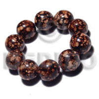 10 pcs. of 20mm round wood beads in high polished paint gloss ma