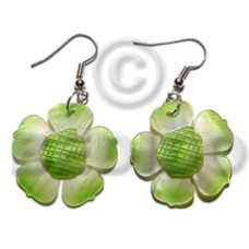 dangling graduated green 30mm hammershell flower