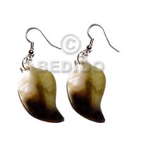 dangling 35mmx25mm pear blacklip