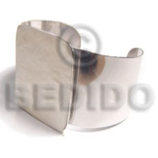 haute hippie 40mmx30mm metal cuff bangle with