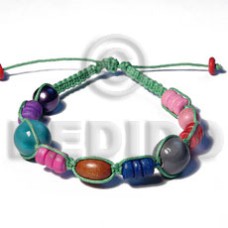 7 8mm coco pklt wood beads in green wax cord macrame