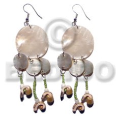 dangling 25mm 10mm round natural hammershells with glass