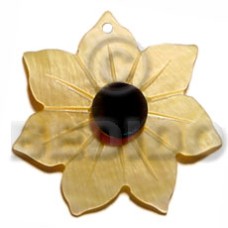 40mm mother of pearl shell (MOP) flower with skin nectar
