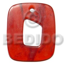 40mmx35mm rectangular with rounded edges red horn