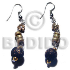 dangling wood beads and 4 5mm coco pklt in gold tones