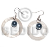 dangling round kabibe shell rings with pearl beads accent