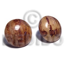 25mm laminated banana bark button earrings
