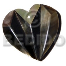 36mmx36mm laminated blacklip accordion heart pendant