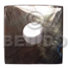 40mm square blacklip with 15mm center hole