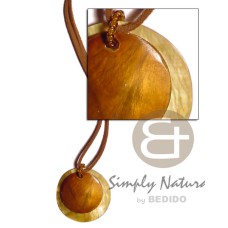 40mm round mother of pearl shell (MOP) and 30mm brownlip pendant